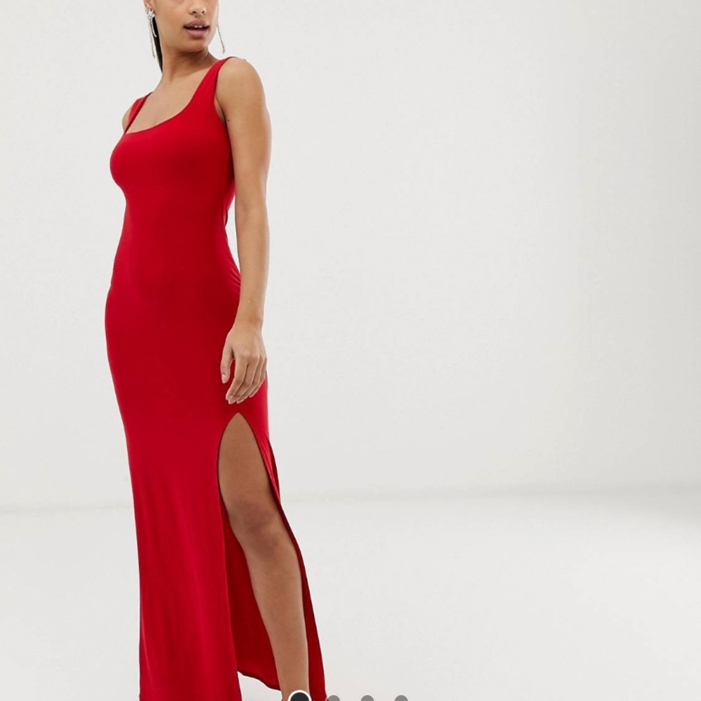 Square neck elegant full length red dress